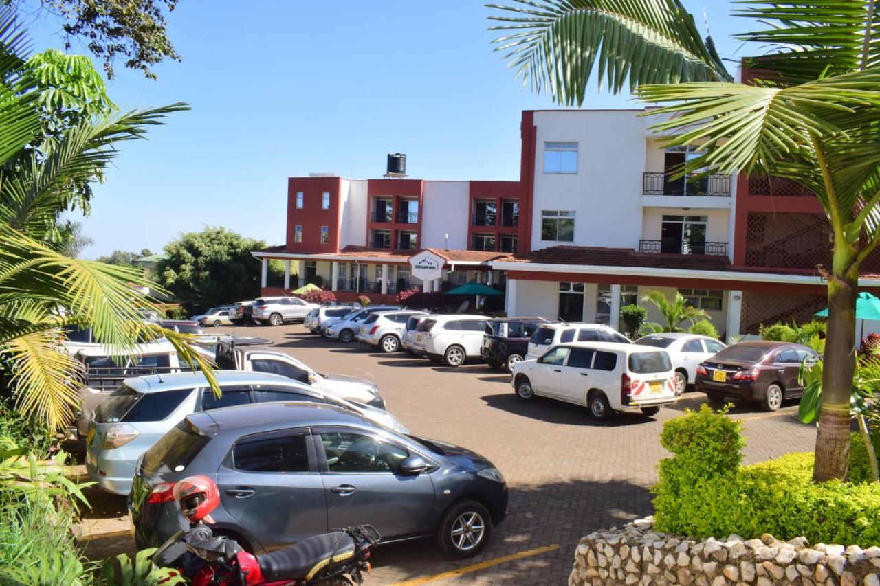 Meru Slopes Hotel Екстериор снимка