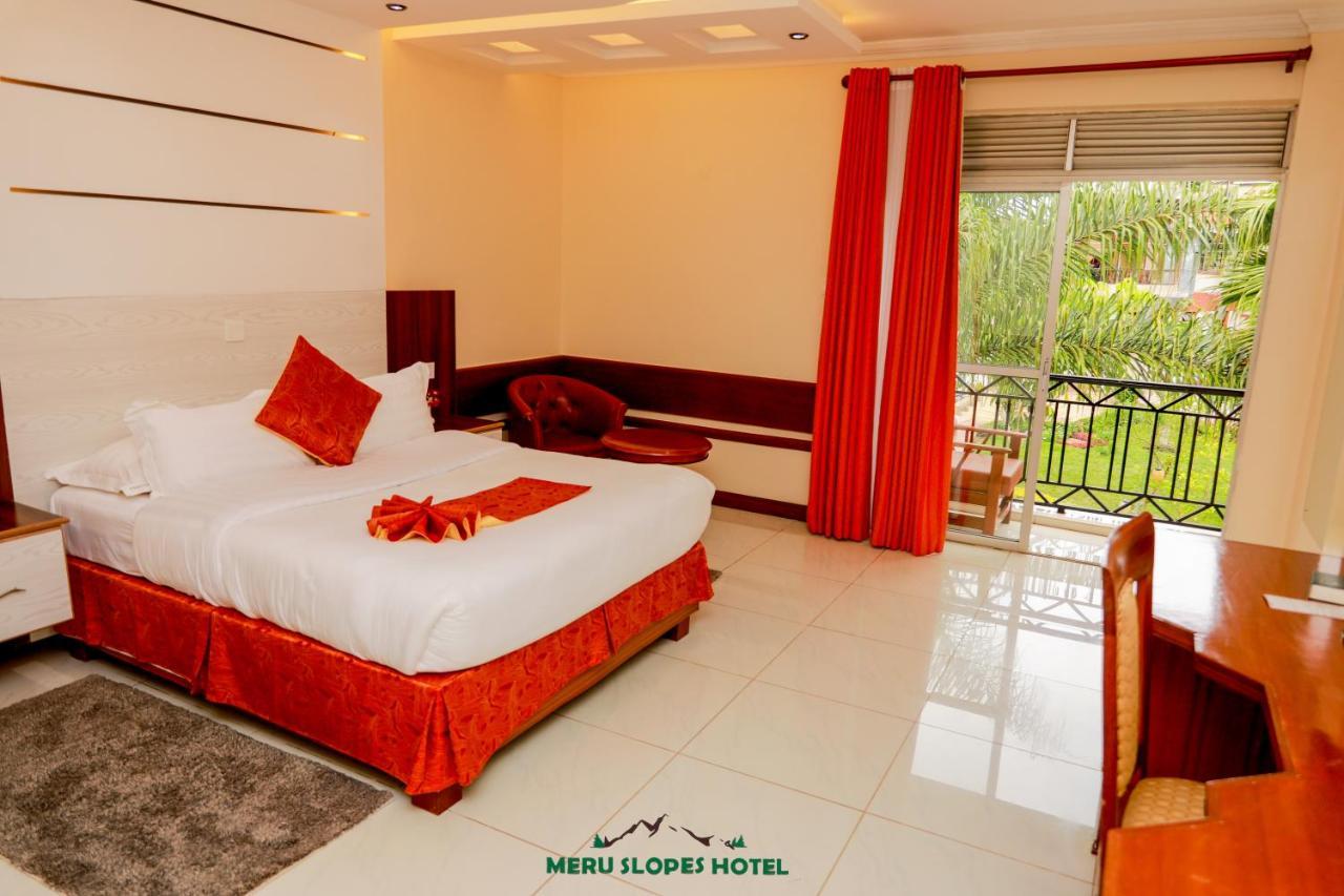 Meru Slopes Hotel Екстериор снимка