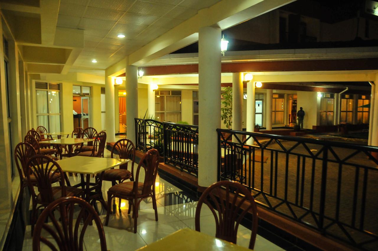Meru Slopes Hotel Екстериор снимка